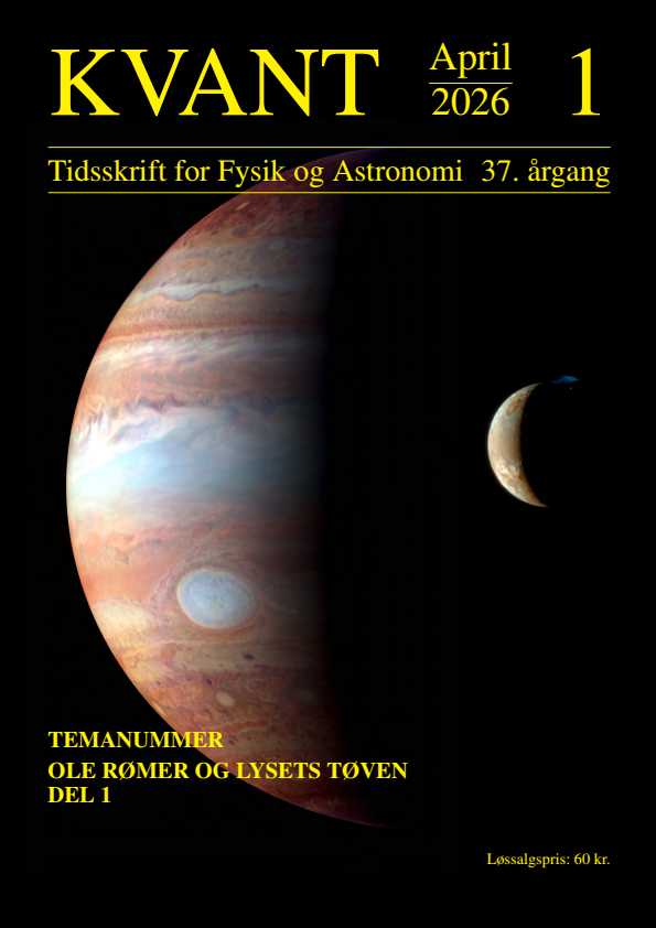 Forsidebilledet er en montage af billeder af Jupiter og dens vulkanske m˚ane Io optaget af rumsonden New Horizons i begyndelsen af 2007. Jupiterbilledet er et infrarødt farvekomposit, hvor forskellige bølgelængder fremhæver højden af skytoppene: bl˚a omr˚ader viser højtliggende skyer og dis, mens røde farver markerer dybere skylag; den lyse ovale struktur er Den Store Røde Plet. Io-billedet er et næsten naturtro farvekomposit og viser et voldsomt vulkanudbrud i den vulkanske region Tvashtar p˚a m˚anens natside. Glødende lava lyser rødt under en omkring 330 kilometer høj udbrudssky, hvis øverste dele oplyses af Solen og fremst˚ar bl˚alige. Io er den inderste af de fire galileiske m˚aner og kredser ´en gang om Jupiter p˚a blot 1,77 døgn. Netop den præcise tidsbestemmelse af s˚adanne formørkelser af Io gjorde det muligt for Ole Rømer i 1676 at opdage, at lyset bruger tid p˚a at bevæge sig gennem rummet.